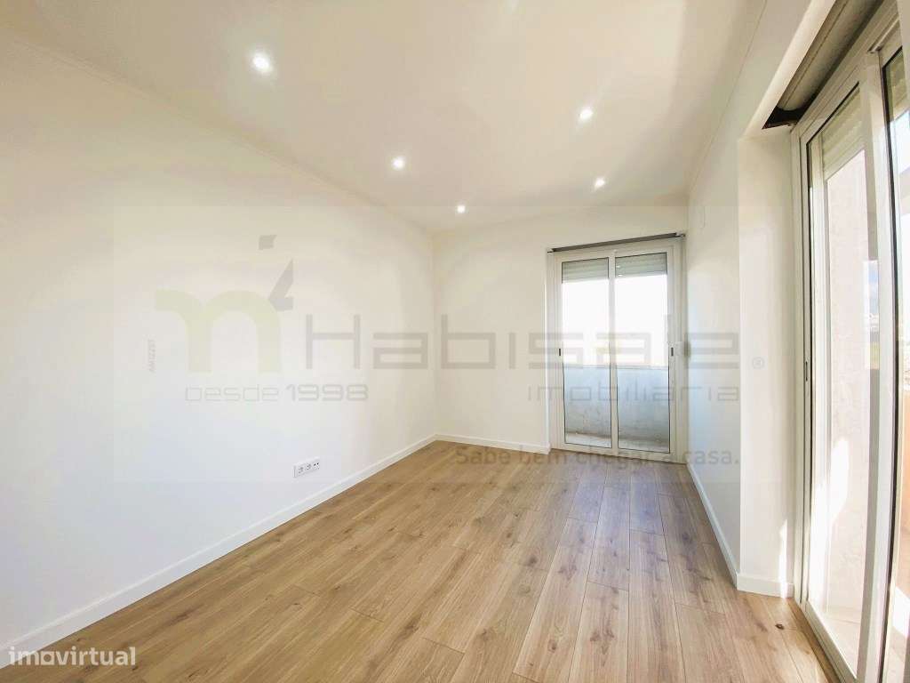 Apartamento T2 com 2 varandas - Grande imagem: 5/28