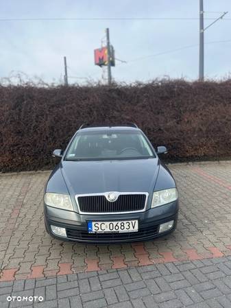 Skoda Octavia 2.0 FSI Ambiente - 1