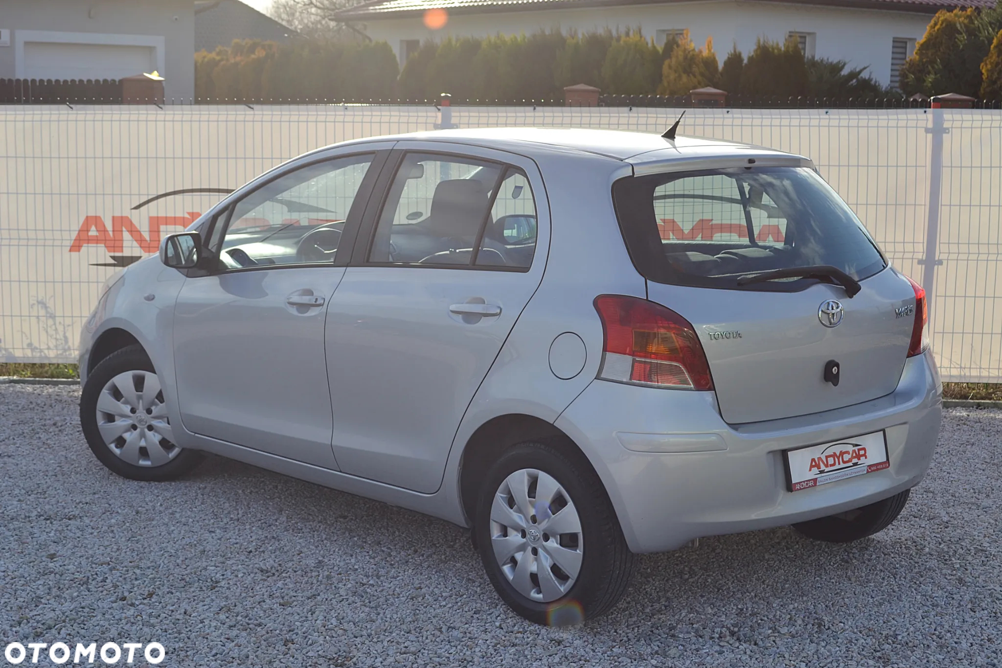 Toyota Yaris 1.33 VVT-i Cool - 9