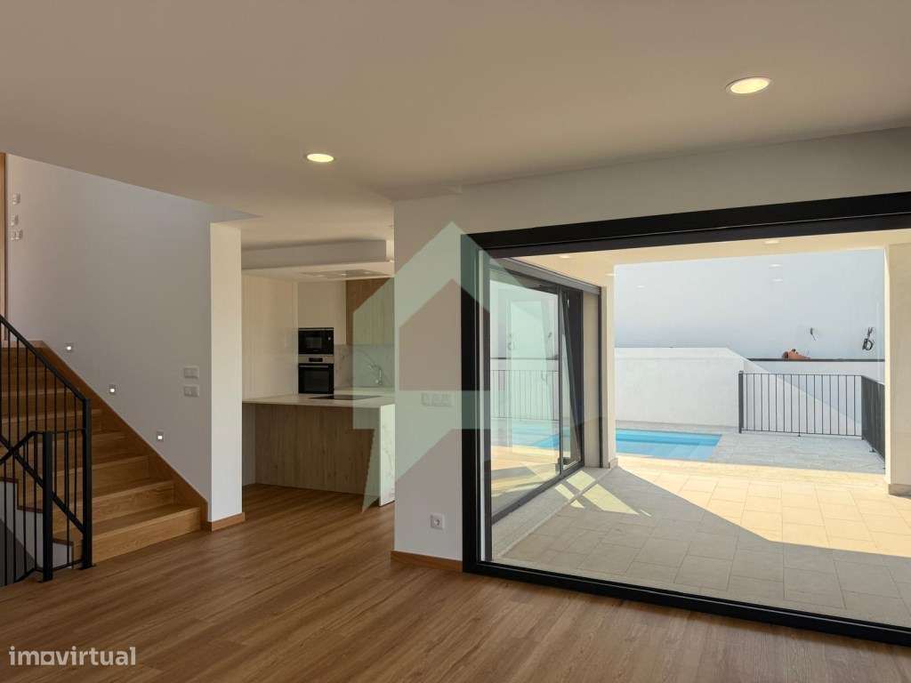 Moradia individual V3 com Piscina em Ribeira, Ponte de Lima-11