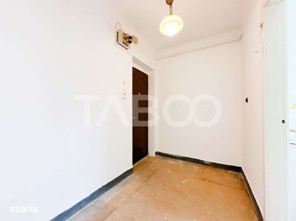 De vanzare apartament 2 camere cartierul Gruia langa Stadion - Imagine principală: 3/9