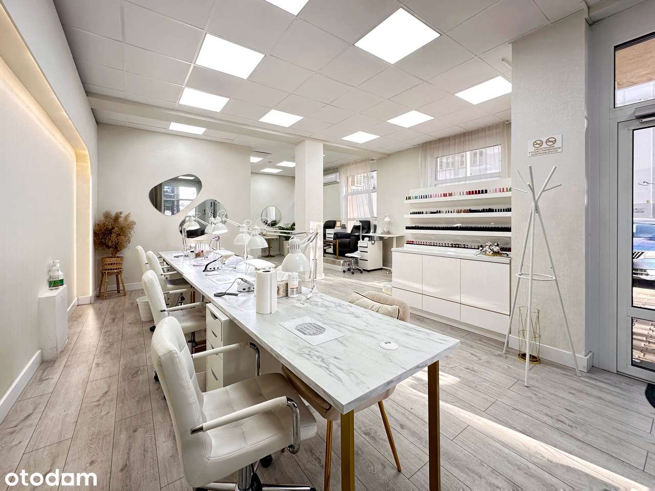 Biznes beauty „pod klucz” | stała baza klientek | niski czynsz-4