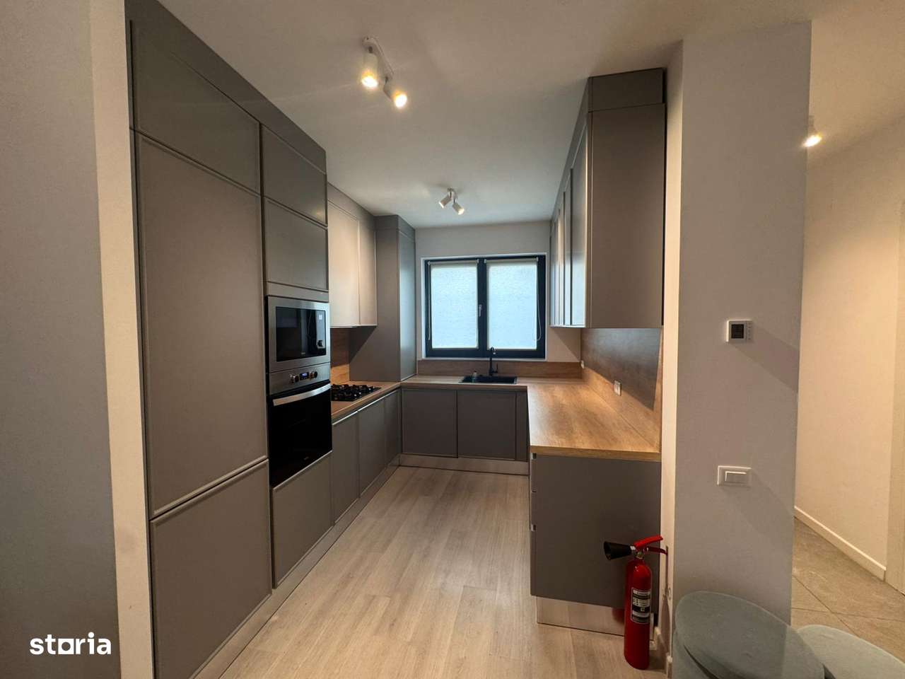 Vila de inchiriat 5 camere Mobexpert Homes Pipera - Imagine principală: 5/20