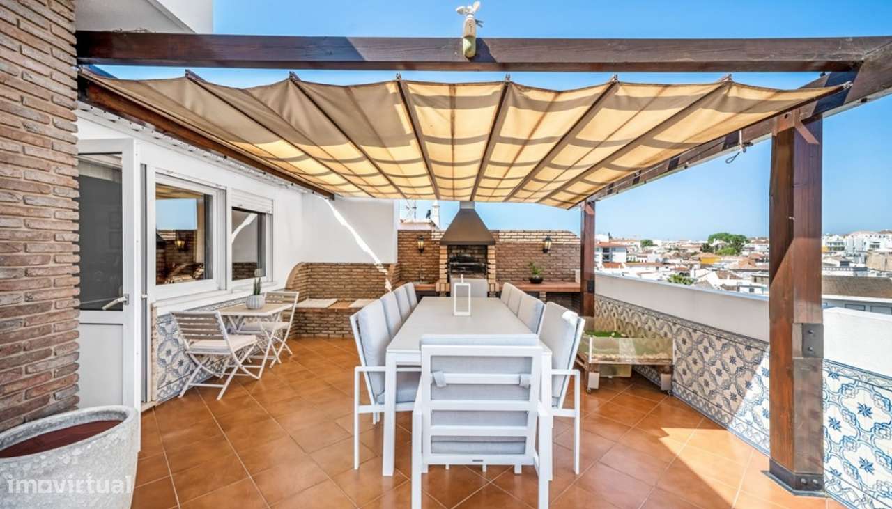 Moderna Penthouse T3 à venda no centro de Tavira, Algarve-1