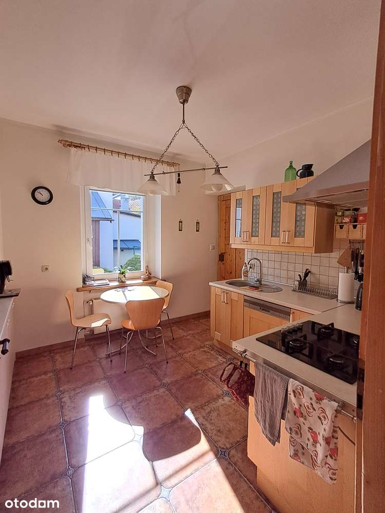 Dom wolnostojący w zabudowie willowej w ładnej części Sobieszowa. - Pełny obrazek: 4/12