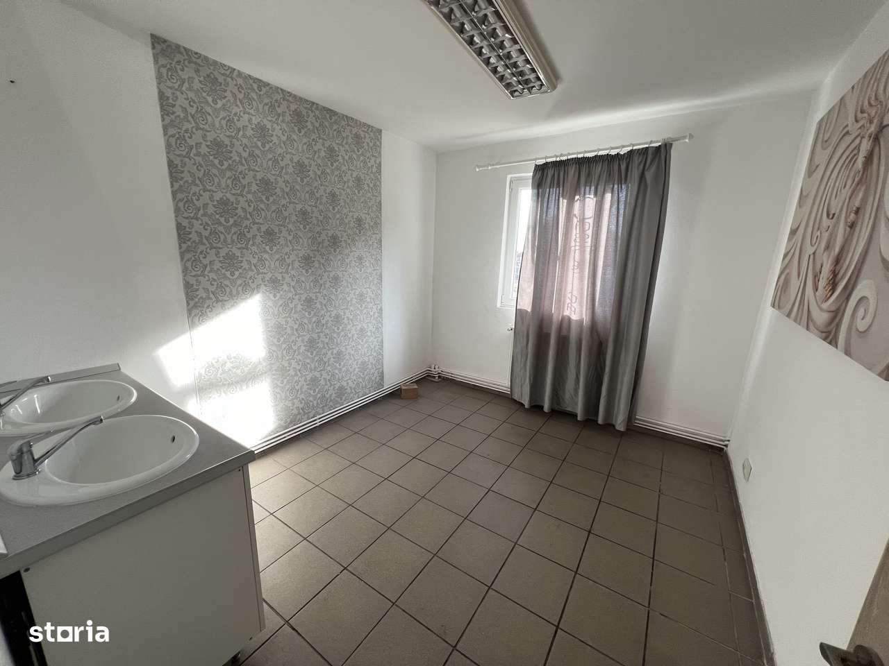 Camera pentru cosmetica/ manichiura si pedichura,zona Vasile Aaron - Imagine principală: 4/5