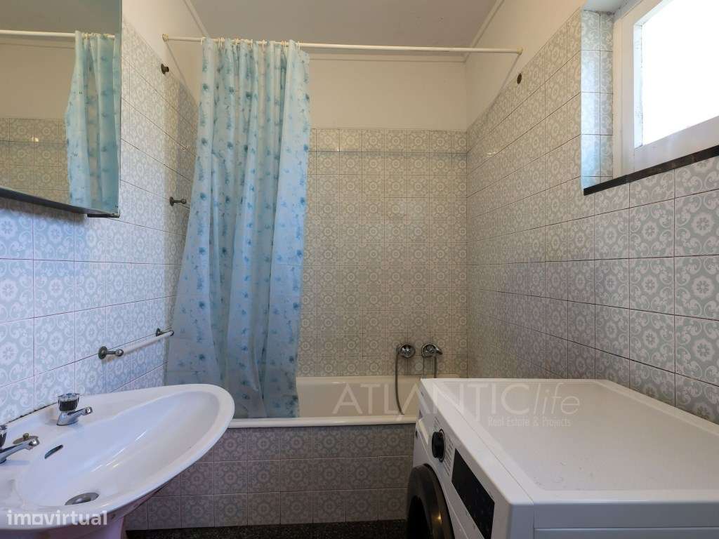 Moradia T6 em Monte Abraão-29