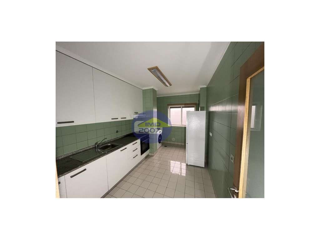 Apartamento T2 em Sanfins-1