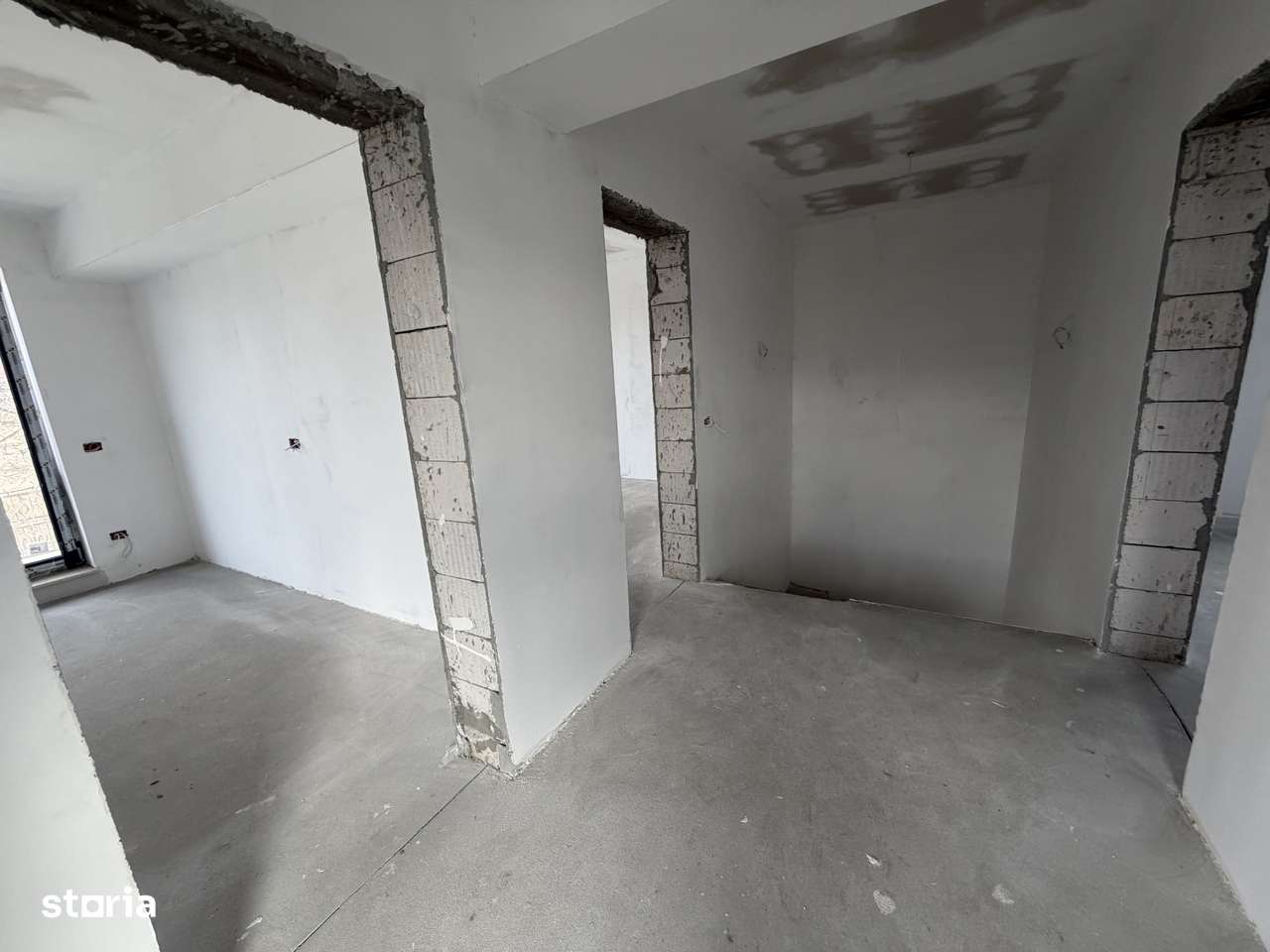 Casă la cheie în Barieră Vâlcii-10