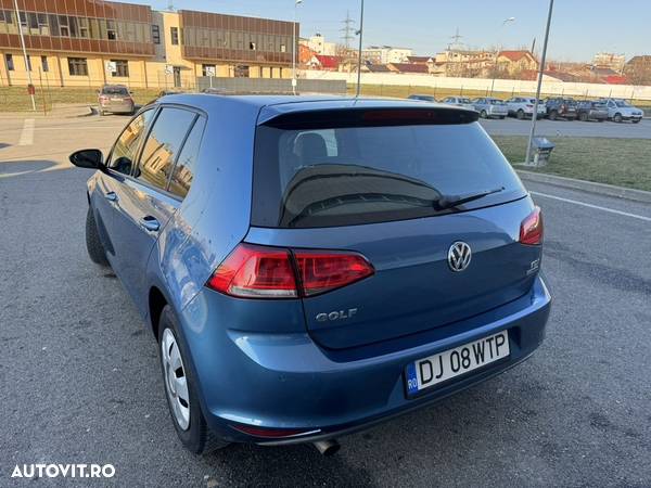 Volkswagen Golf 1.6 TDI BlueMotion Technology DPF Comfortline - 22