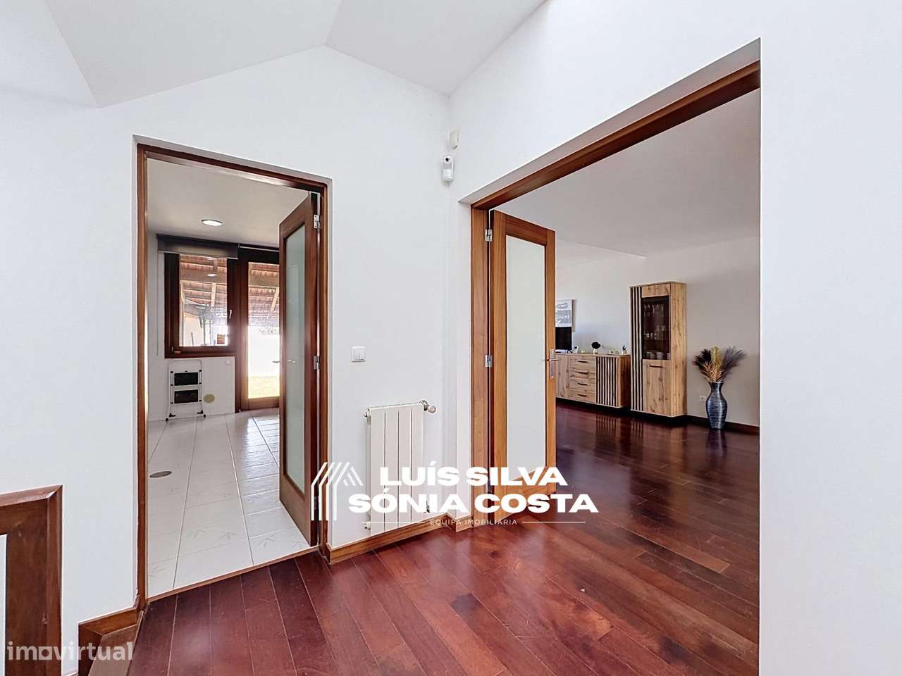 Moradia T4 com Jardim, Pátio, Ótimas Áreas & Excelente...-13