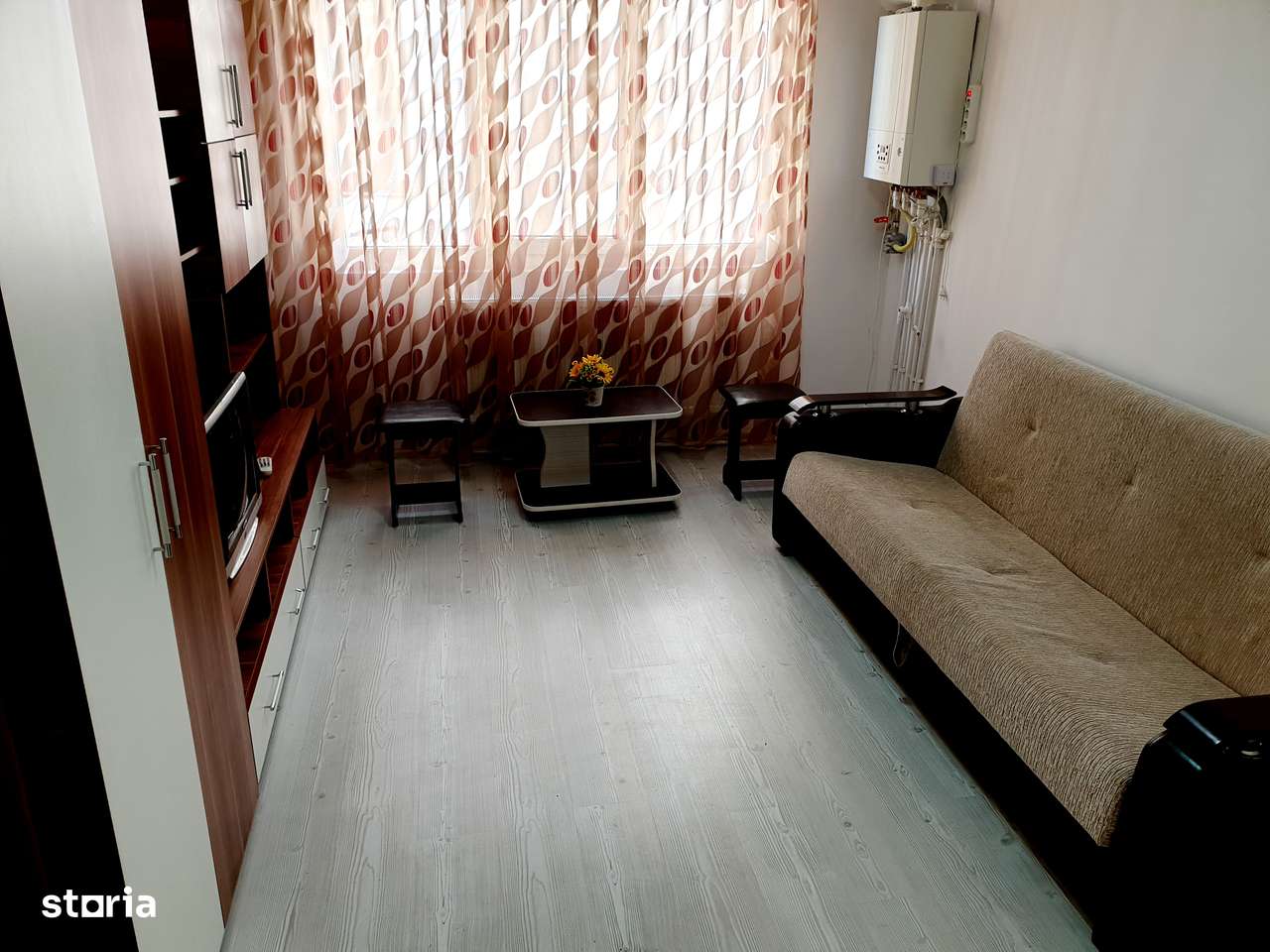 Vanzare o camera de 25mp cu centrala termica și mobilier inclus-2
