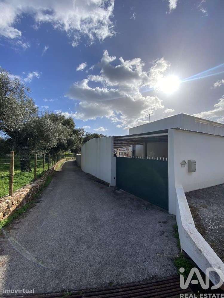 Loja / Estabelecimento Comercial em São Brás de Alportel de 80,00 m2 - Grande imagem: 3/30