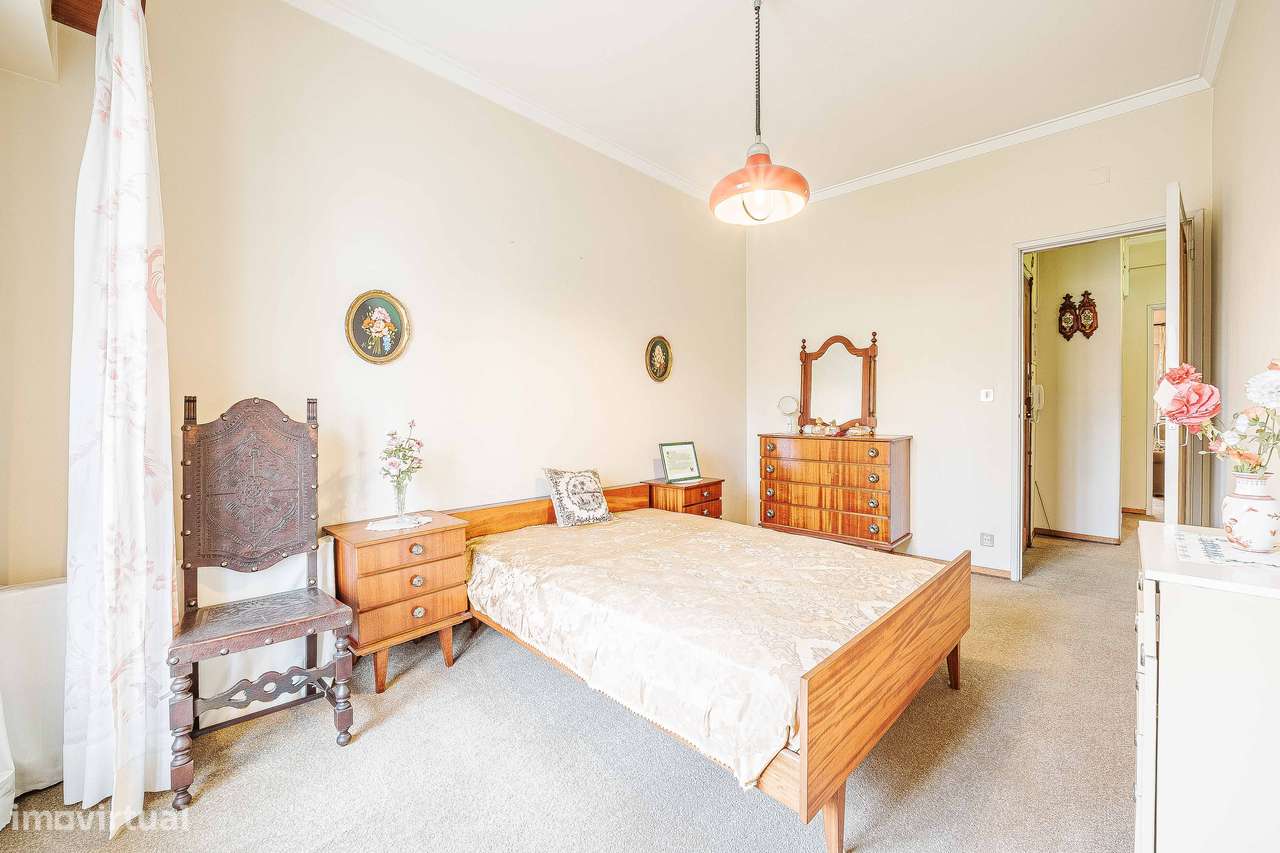 T2 a escassos passos da estação de comboio de Barcarena-21