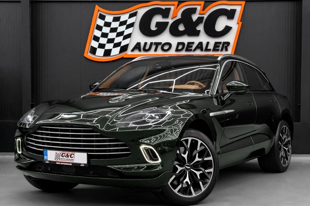 Aston Martin DBX 2021