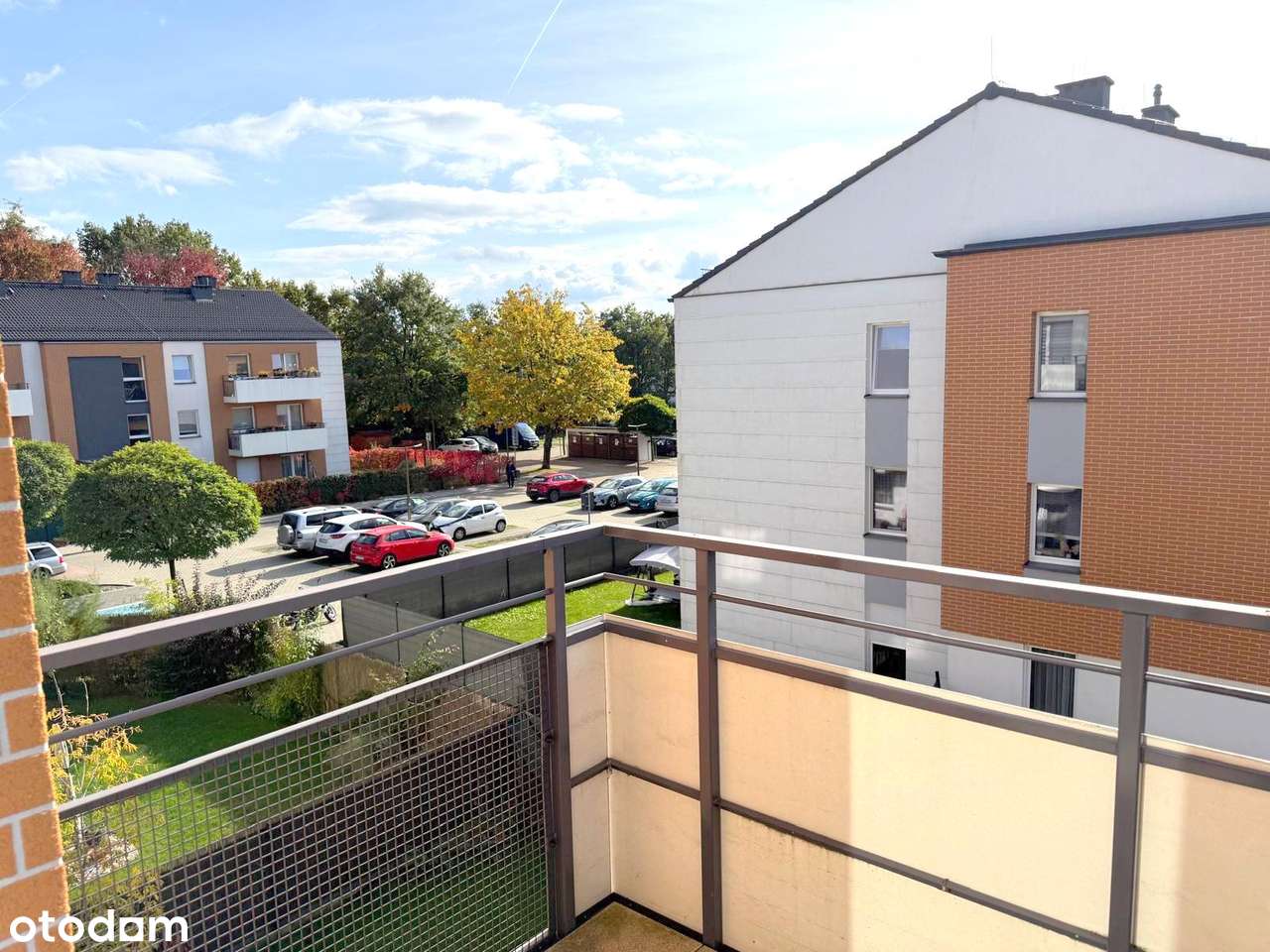 Duże i dwustronne • 4 pokoje • Przy terenach zielonych-3