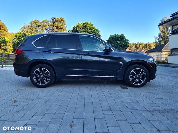 BMW X5 xDrive50i - 22