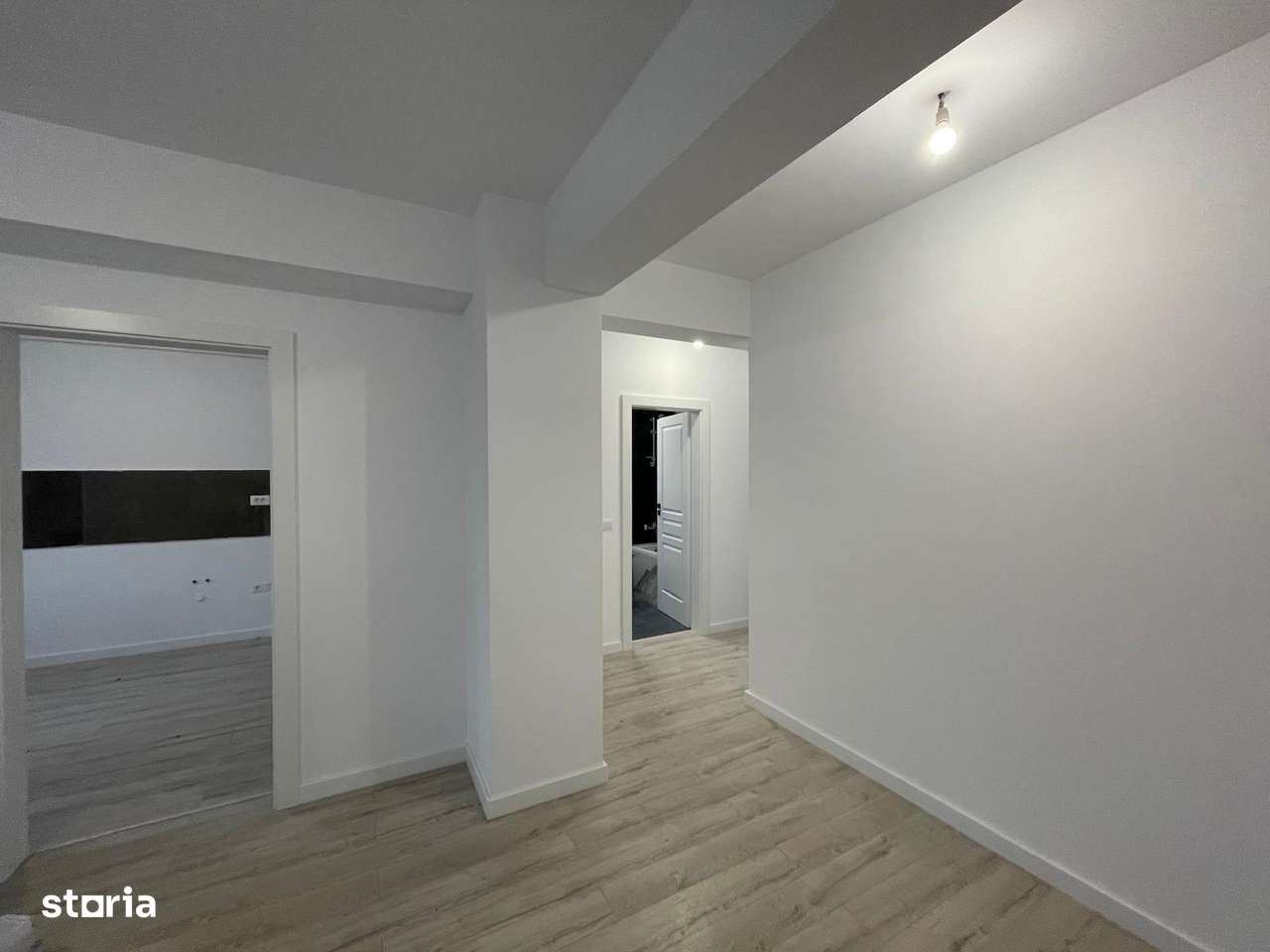 Sun Residence -- Apartament 3 camere - TIP 14 - 77 Mp - Proiect NOU --4