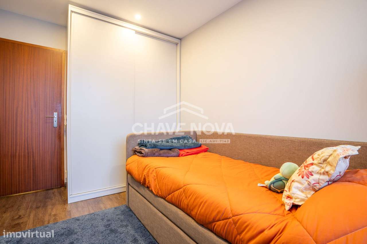 Apartamento T3 Renovado para venda em Lordelo do Ouro, Porto  Zona ...-18