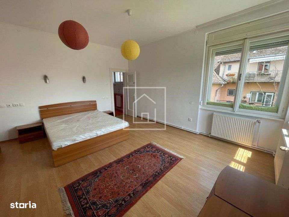 Apartament 4 camere, 155 mp utili, cu curte, langa Parcul Sub Arini - Imagine principală: 5/18
