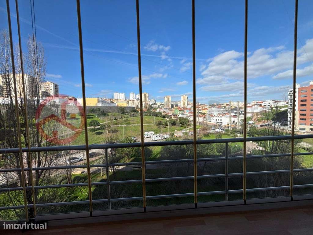 Excelente Apartamento T3, prédio com elevador, parqueamento e arrec...-12
