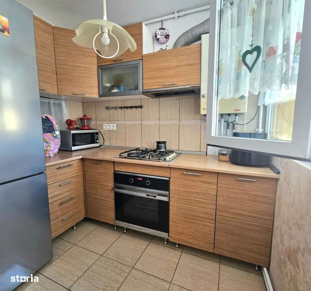 Apartament 3 camere, Str Siretului, COMISION 0-8