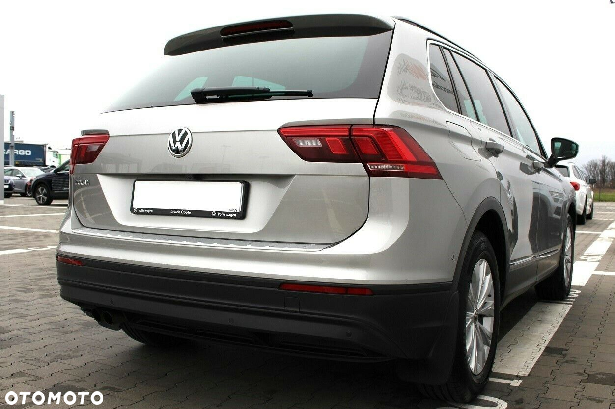 Volkswagen Tiguan - 30