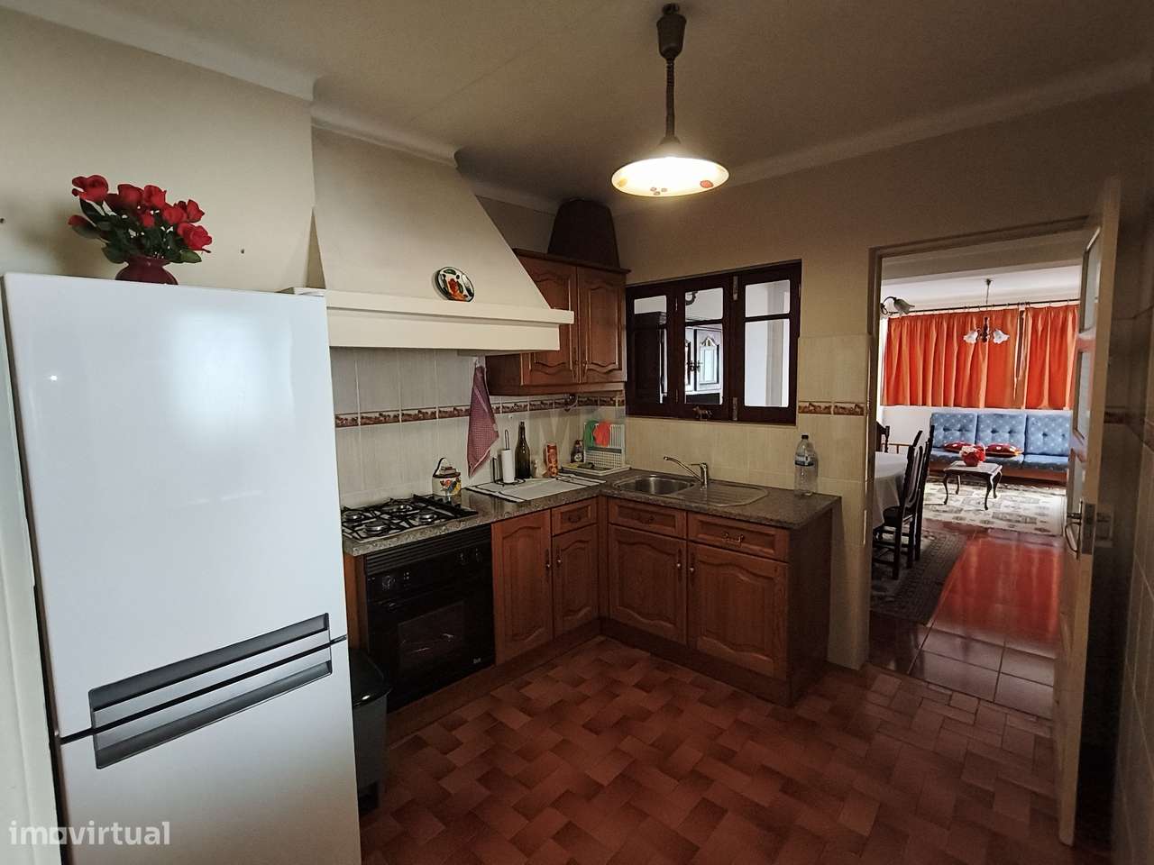 Moradia com grande potencial no Centro de Cantanhede -3 pisos+sótão - Grande imagem: 5/29