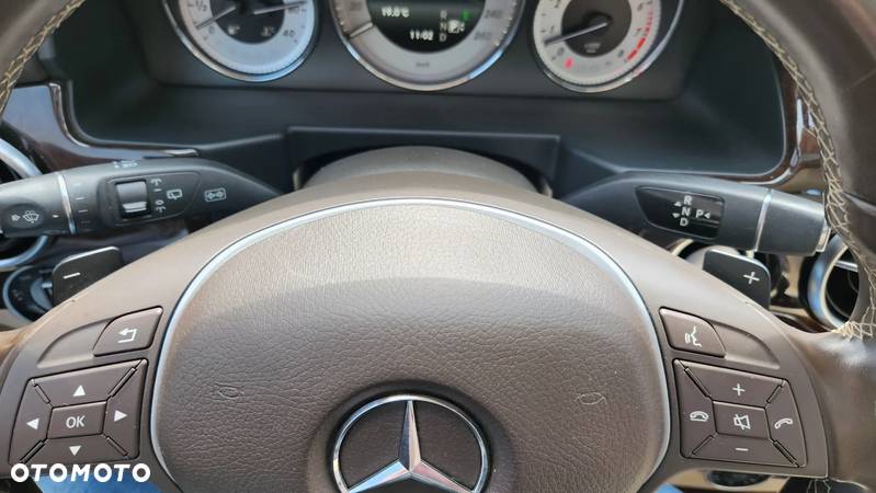 Mercedes-Benz GLK 350 4-Matic - 23