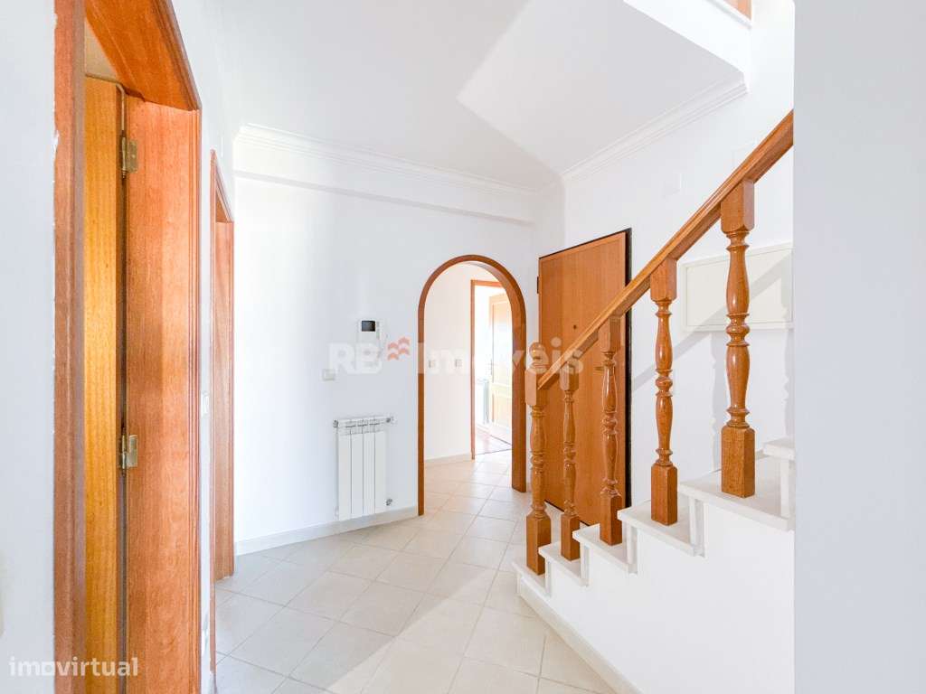 Apartamento T3+2 Duplex com terraço e garagem, no Entroncamento - Grande imagem: 5/38