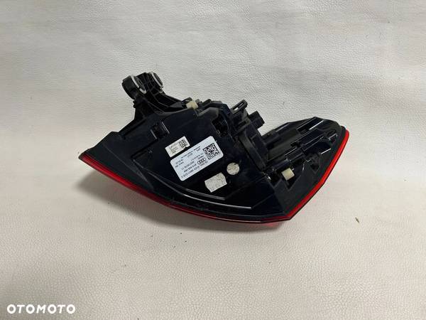 Audi A3 lampa tył tylna 8Y0 8Y0945069 lewa lewy tył w blotnik - 3