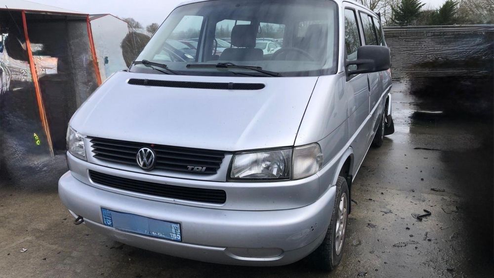 Volkswagen Caravelle 2001