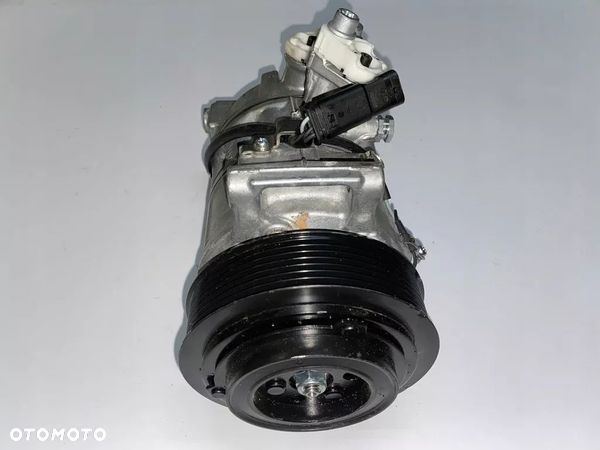 Mercedes kompresor klimatyzacji A0008300202 nowy - 1