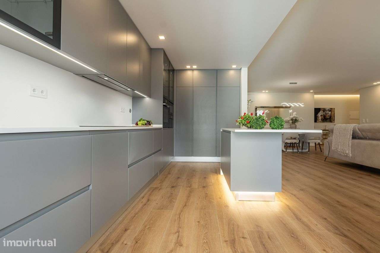 Apartamento T3 no Infantado Plaza (1ºA) - Grande imagem: 5/32