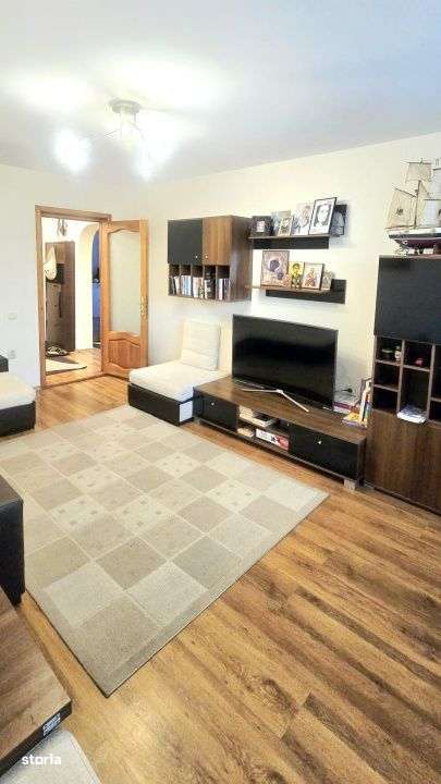 Apartament 3 camere decomandate – Zona Orion, Liceul de Informatica-2