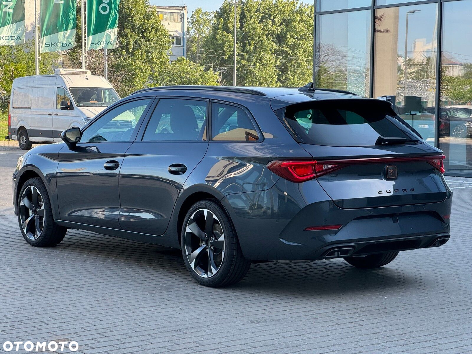 Cupra Leon 2.0 TSI DSG - 10