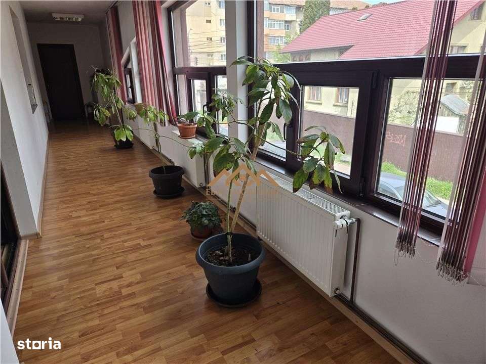 Spatiu Comercial | Birouri | 300mp-2
