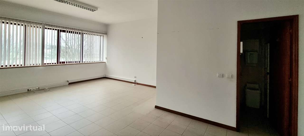 Escritório - Baixa - Coimbra/Venda - Grande imagem: 2/10