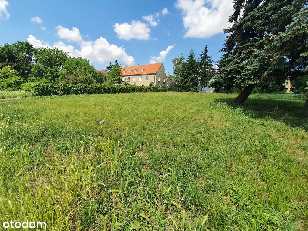 Działka inwestycyjna - zabudowa wielorodzinna-3