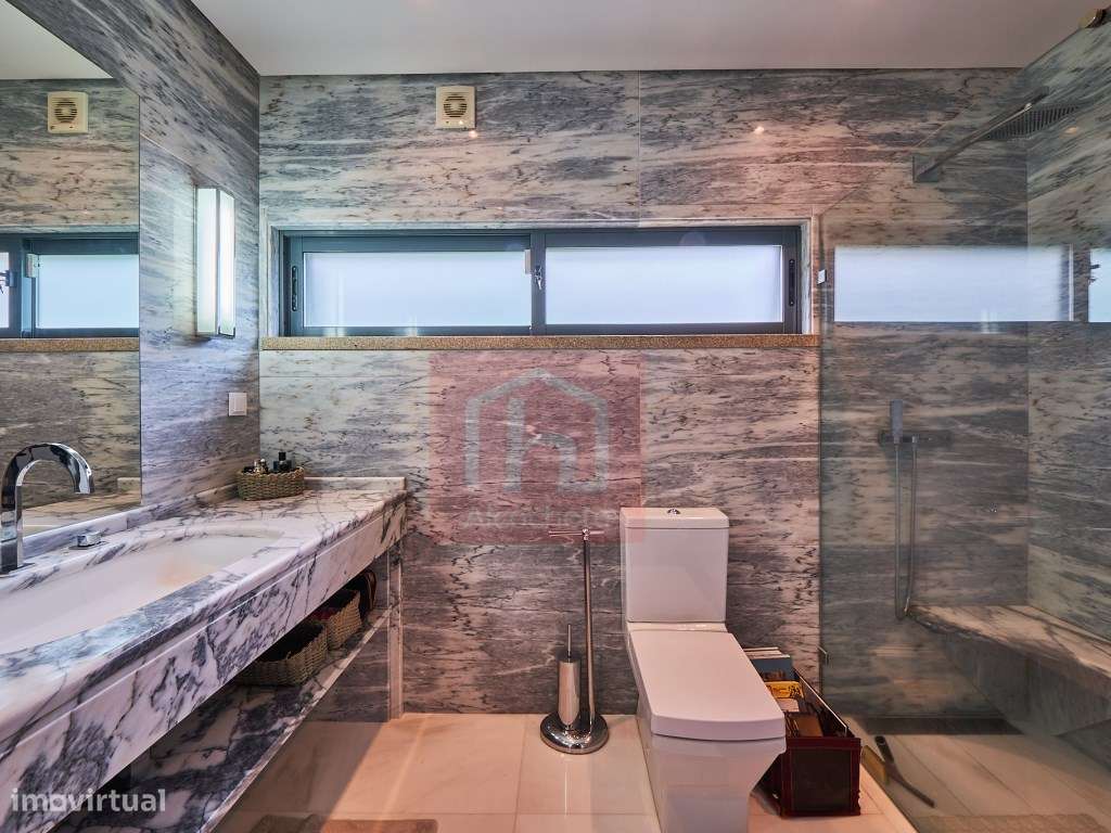 Moradia T4 de Luxo com piscina inserida no condominio privado em Sã...-31