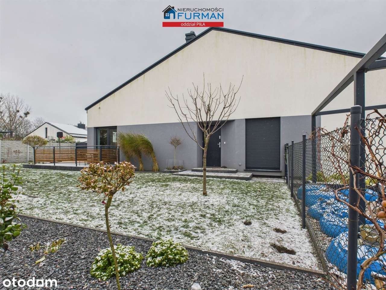 Dom parterowy w zabudowie bliźniaczej 97 m2-18