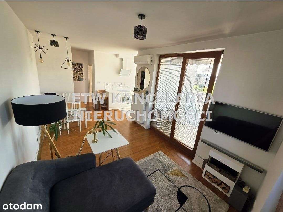 Apartament z 2 tarasami, balkonem i garażem-2