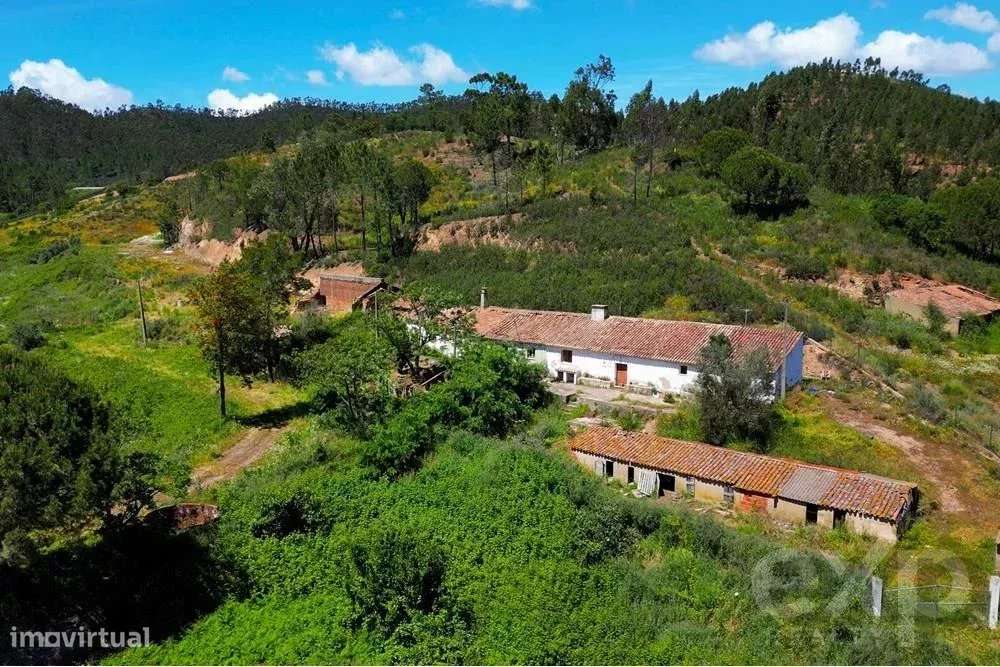 Terreno com cerca de 9 Hectáres, Ruína e Poços em Marmelete - Grande imagem: 4/37