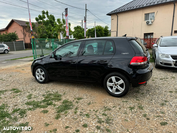 Volkswagen Golf - 5