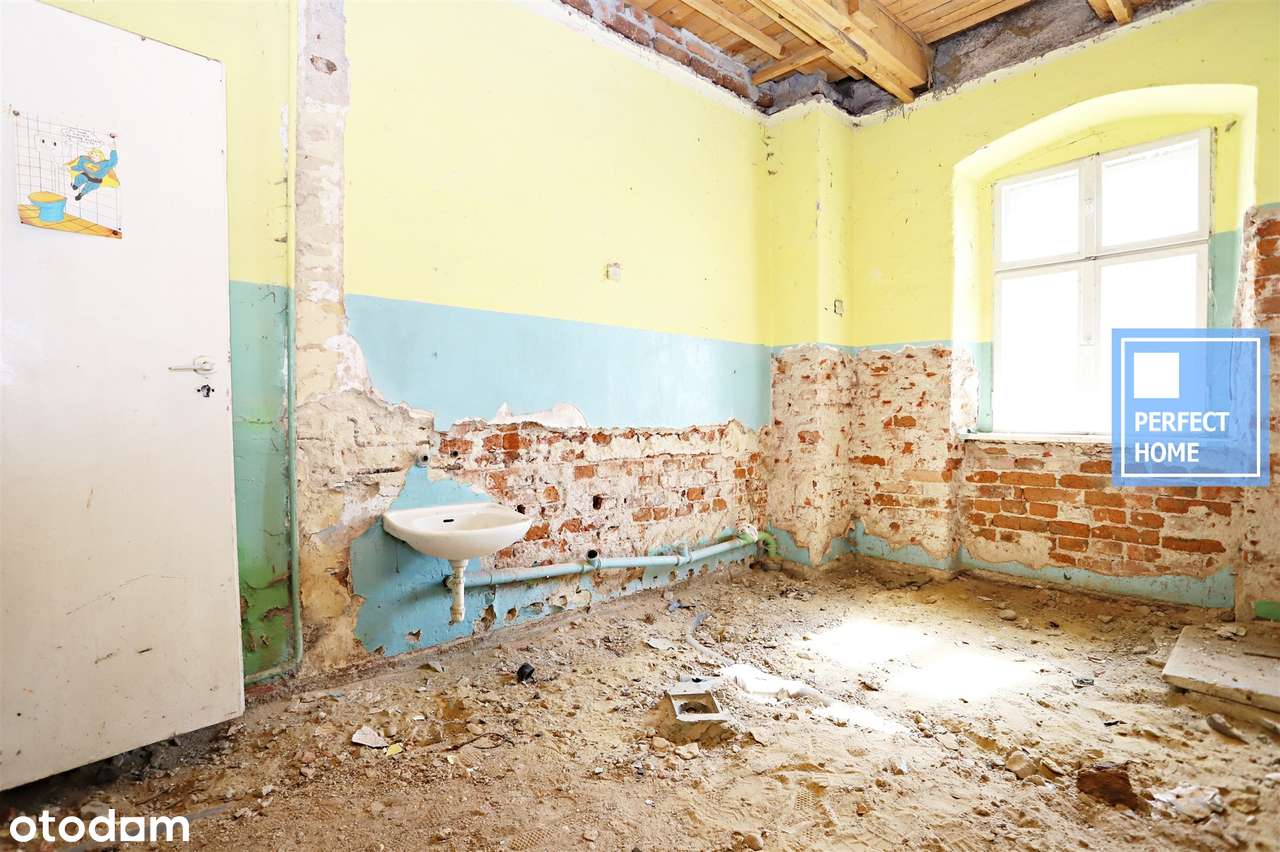 REZERWACJA! Malowniczo usytuowany dworek w Gostkowie-8