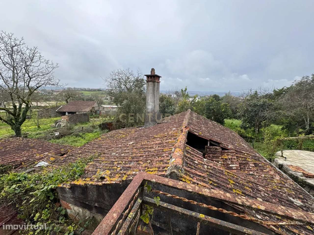 Espetacular Moradia T3 com Vista Panorâmica em Pombal-26