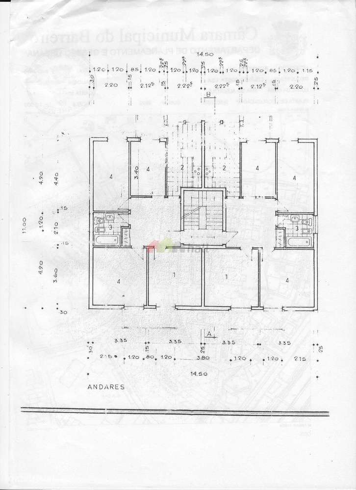 Apartamento T3 Renovado em Santo António da Charneca-23