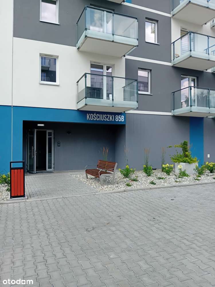 USTAWNE 4 POKOJE Z DWOMA ŁAZIENKAMI NOWE OSIEDLE-2