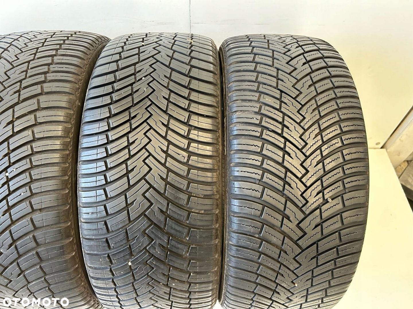 4X PIRELLI CINTURATO ALLSEASON SF2 OPONY 225/40 R19 93Y - 3