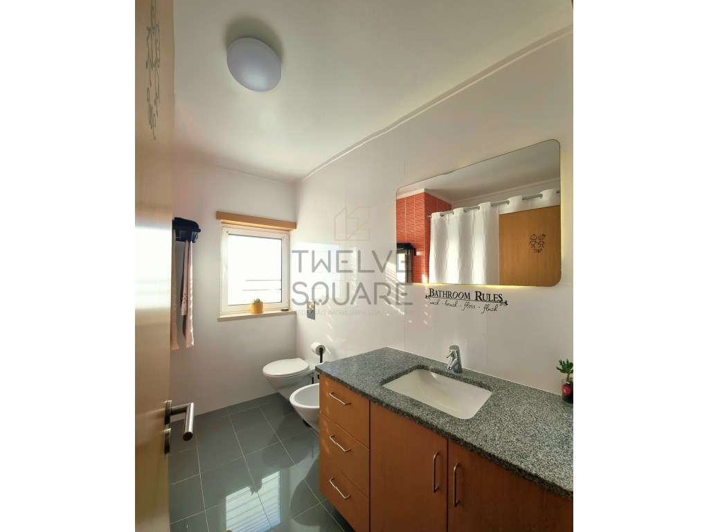 Apartamento T3 em Leiria, em muito bom estado de conservação.-10